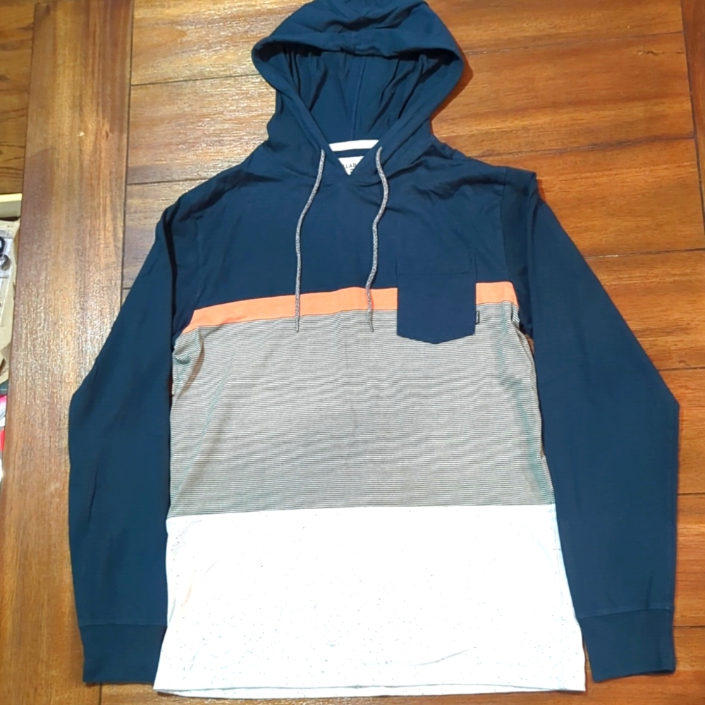 Billabong long sleeve with hood